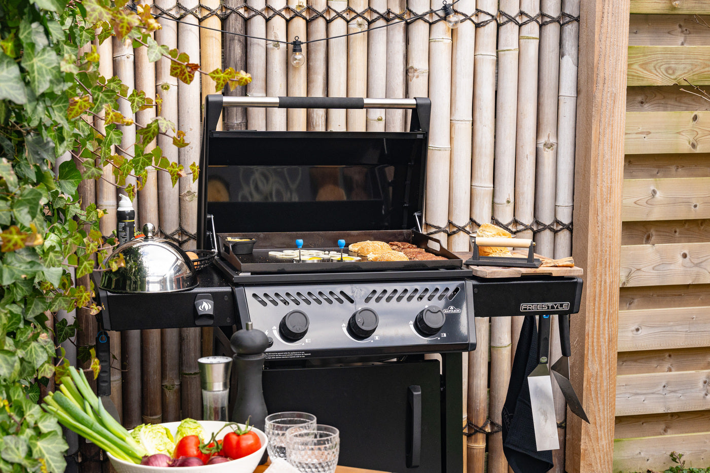 Napoleon Freestyle™ 24 Non-Stick Gas Plancha Grill – 3 Burner Outdoor Griddle BBQ