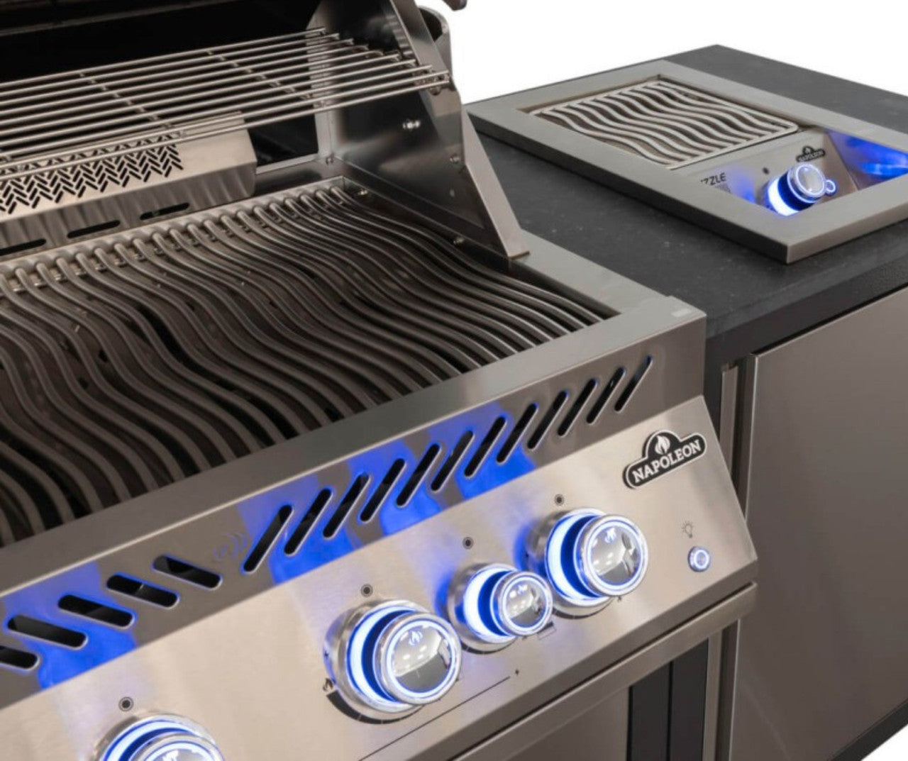 Napoleon Oasis™ 105 Outdoor Kitchen Built-In 700 Series 32